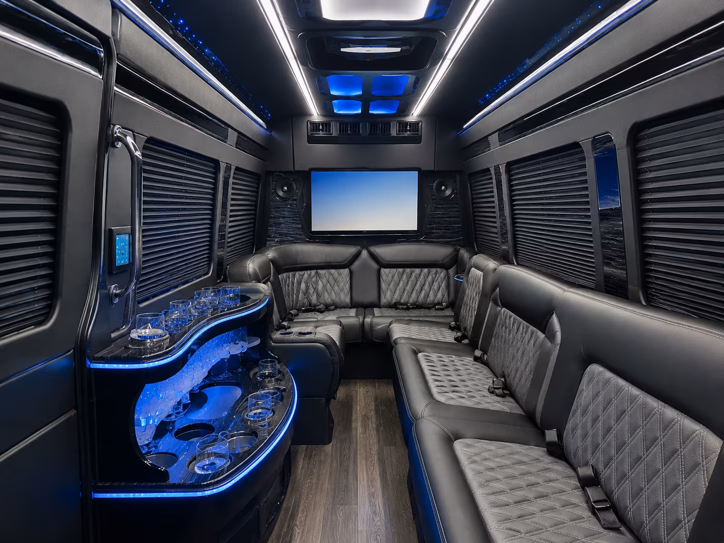 corporate outing transportation to goodyear ballpark state farm stadium and wm phoenix open