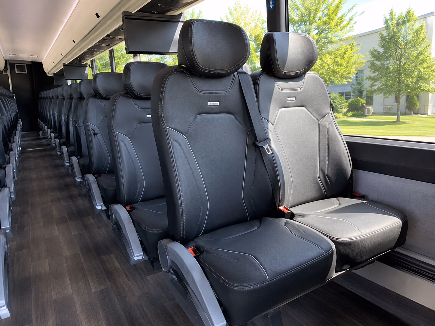 glendale avondale charter buses
