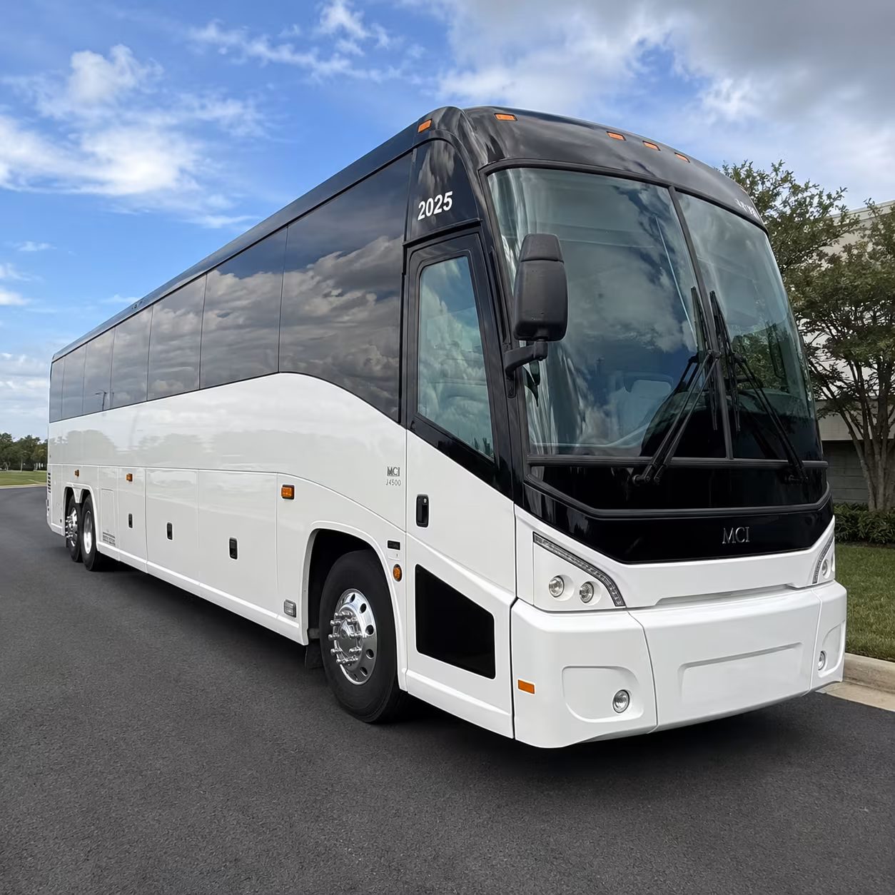 stadium show at state farm stadium one bus beats ten cars each time